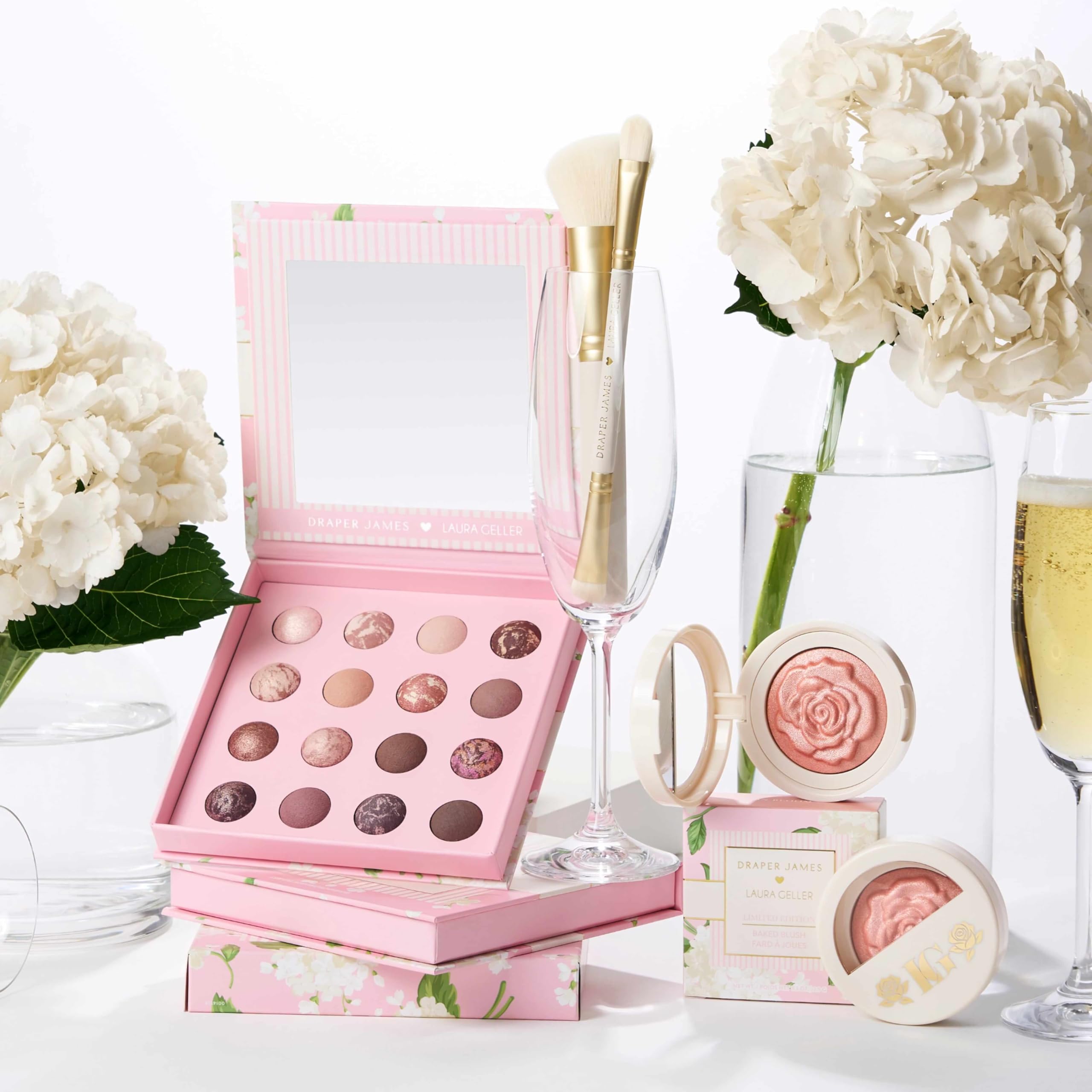 LAURA GELLER NEW YORK Cosmetic Professional Makeup Brushes - Cruelty-Free 02 Retractable Angled Kabuki Brush