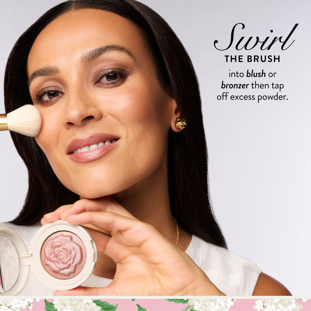LAURA GELLER NEW YORK Cosmetic Professional Makeup Brushes - Cruelty-Free 02 Retractable Angled Kabuki Brush